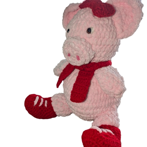 Pinky the pig handmade crochet stuffed animal, amigurimi, soft - Picture 3 of 5